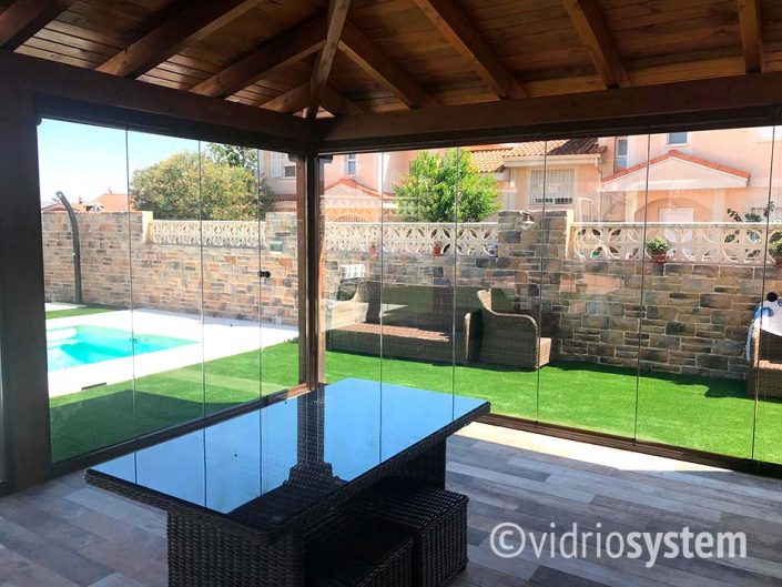 Ventajas de las Cortinas de Cristal en Invierno - Vidriosystem