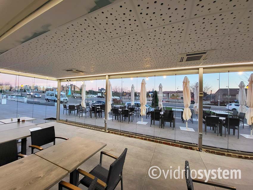cerramientos-de-cristal-para-restaurantes